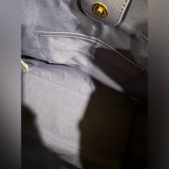 Trina Turk Floral Cloud Tote NWT - Picture 13 of 13